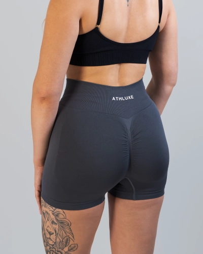 spodenki-szorty-damskie-sportowe-pushup-scrunch.webp
